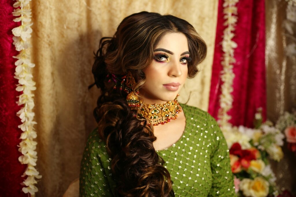 Henna mehndi bridal hair style makeup