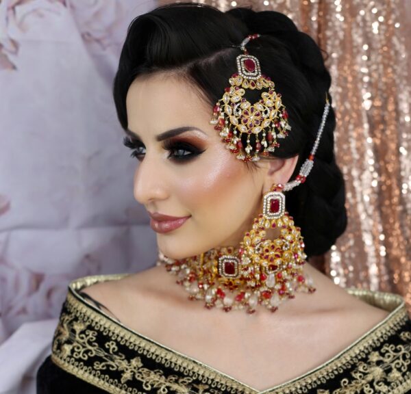 Hair and makeup course