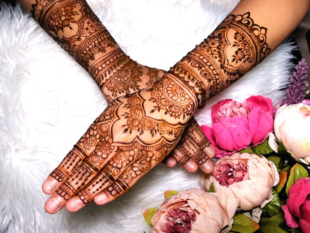 Wedding bridal henna. simple henna designs